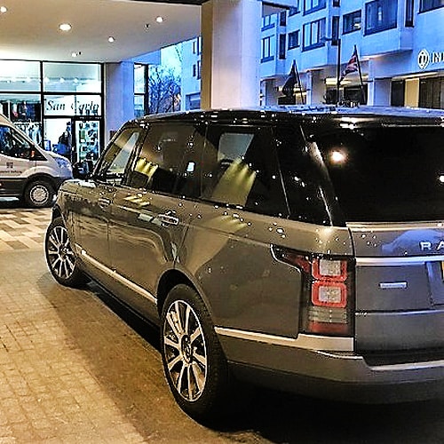 london-chauffeur-chauffeur-driven-range-rover-london